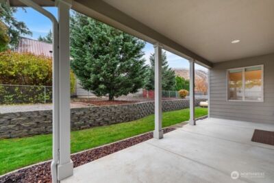 537 Chrisand Lane , Wenatchee, WA 98801 - Photo 3
