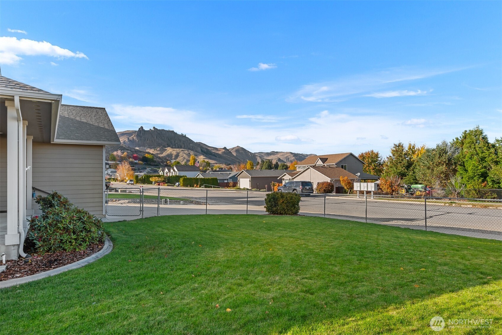 537 Chrisand Lane , Wenatchee, WA 98801