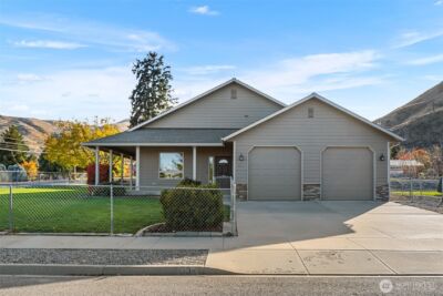 537 Chrisand Lane , Wenatchee, WA 98801