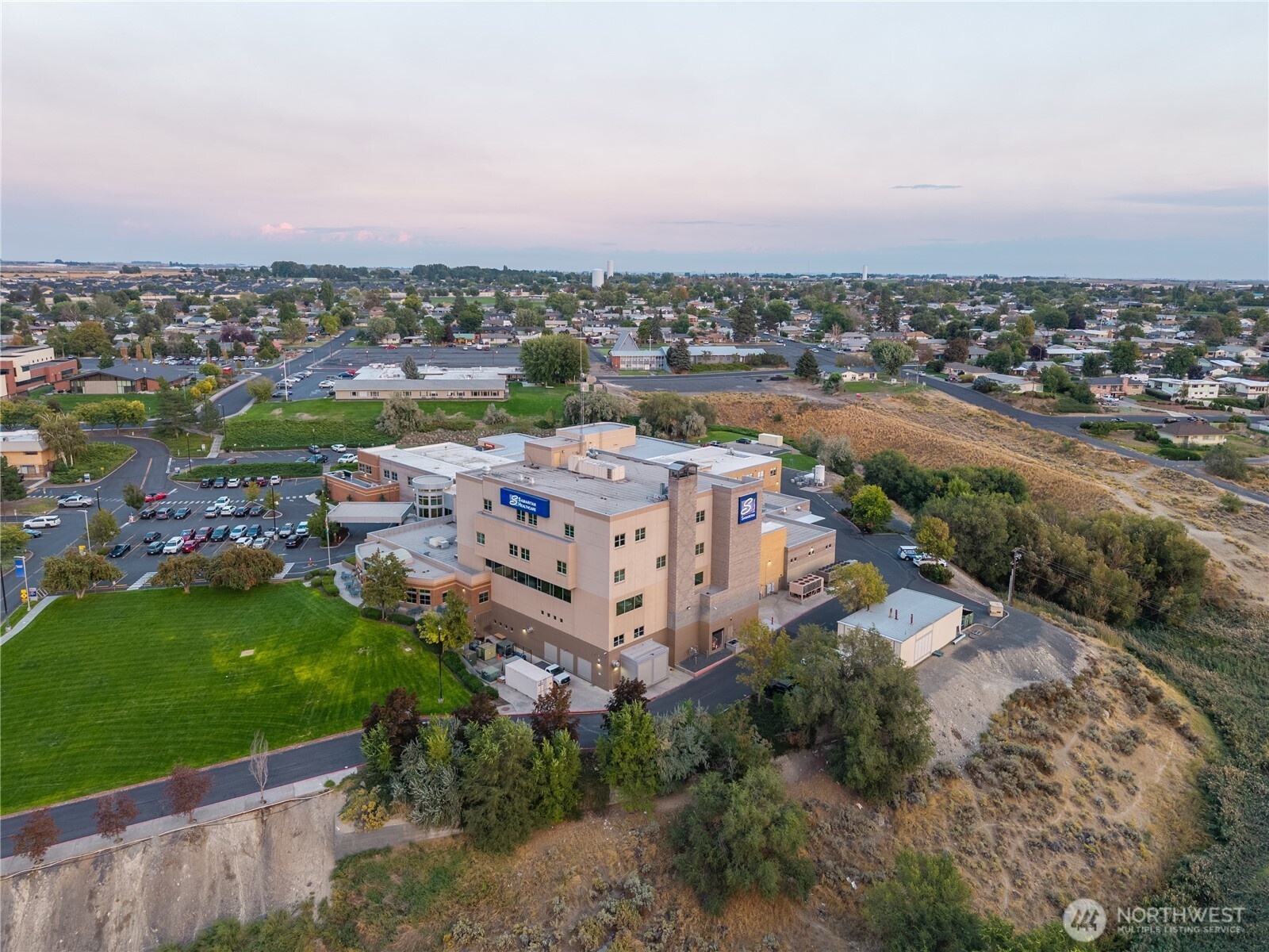 801 E Wheeler Road , Moses Lake, WA 98837