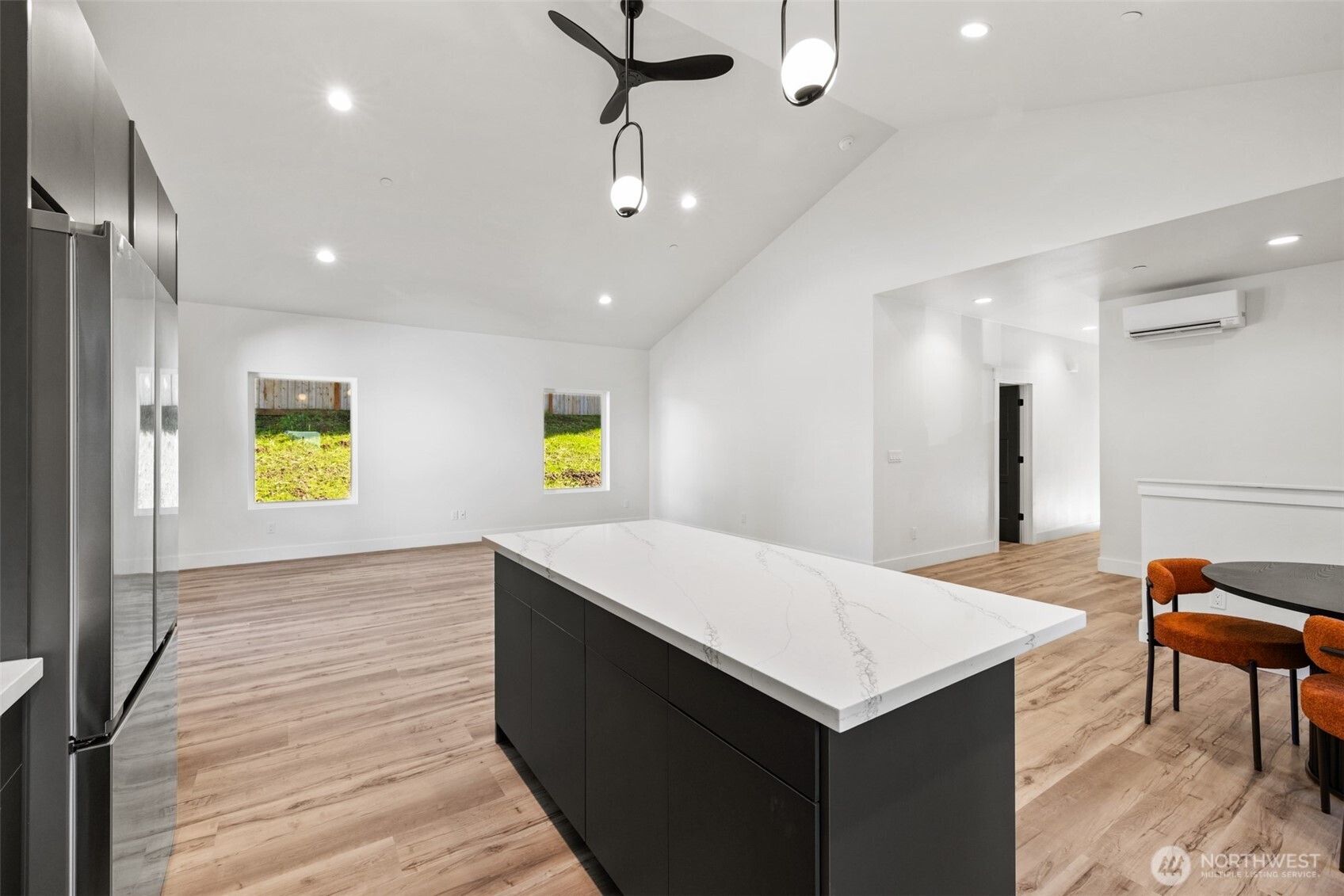 1215 Rolling Hills Drive , Port Angeles, WA 98363