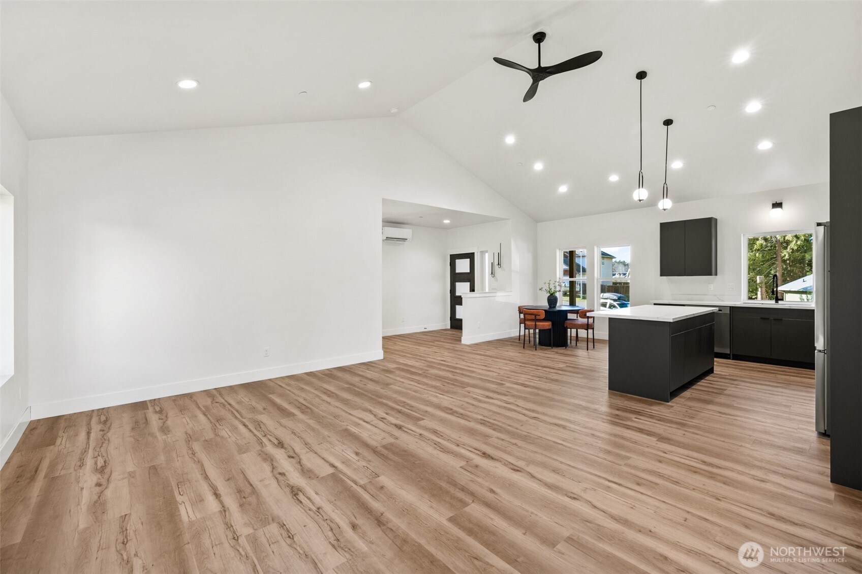 1215 Rolling Hills Drive , Port Angeles, WA 98363