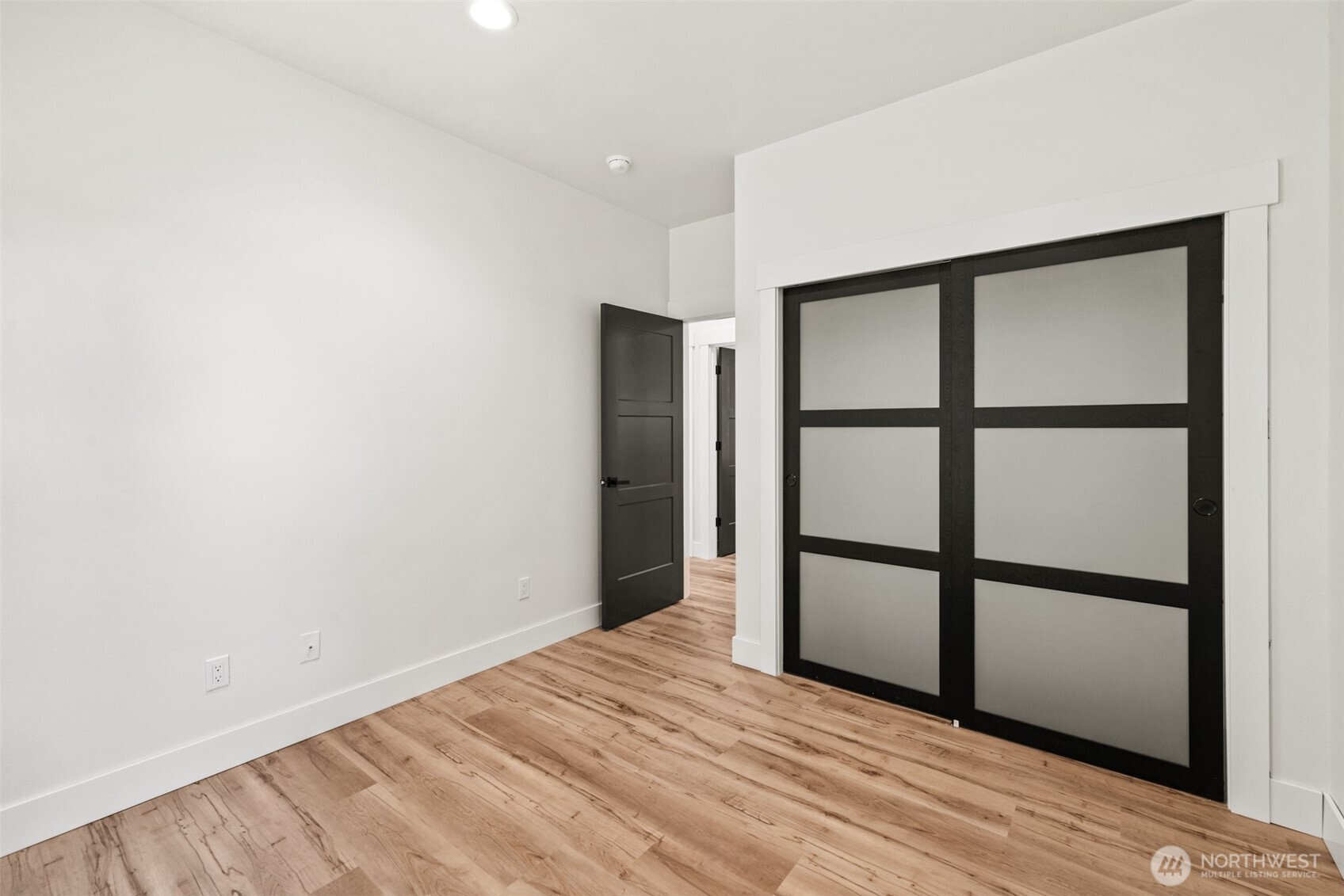 1215 Rolling Hills Drive , Port Angeles, WA 98363