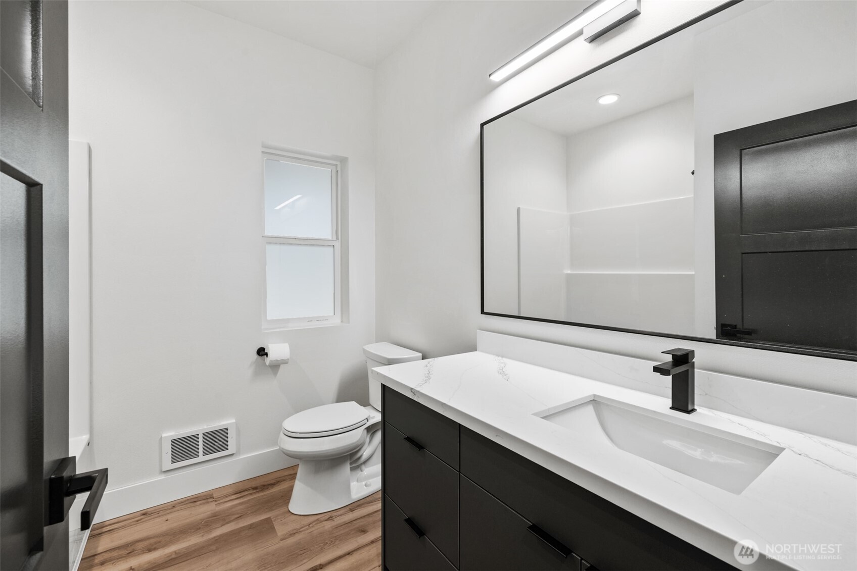 1215 Rolling Hills Drive , Port Angeles, WA 98363