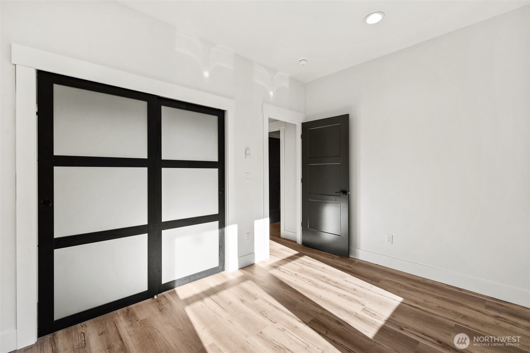 1215 Rolling Hills Drive , Port Angeles, WA 98363