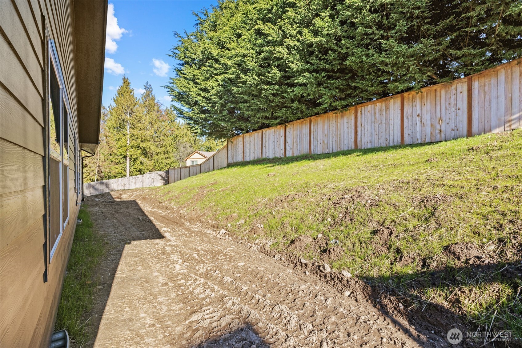 1215 Rolling Hills Drive , Port Angeles, WA 98363