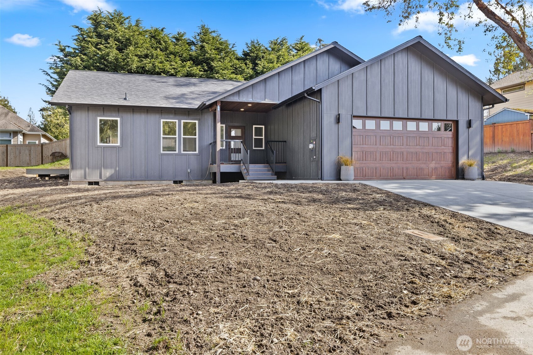 1215 Rolling Hills Drive , Port Angeles, WA 98363