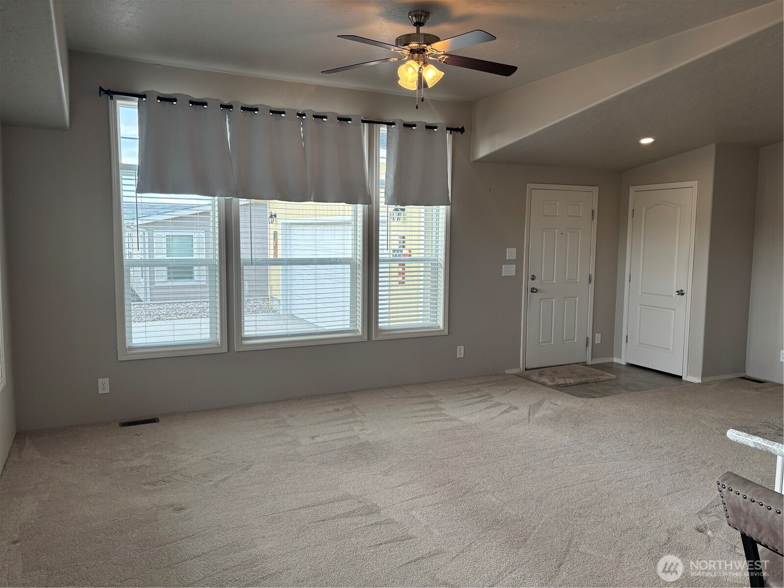 1701 E Burr Avenue #55, Moses Lake, WA 98837