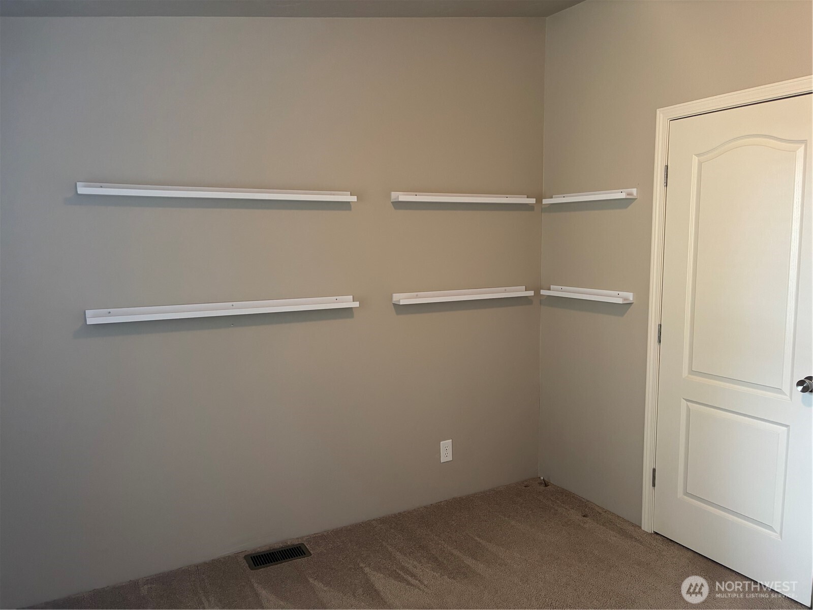 1701 E Burr Avenue #55, Moses Lake, WA 98837