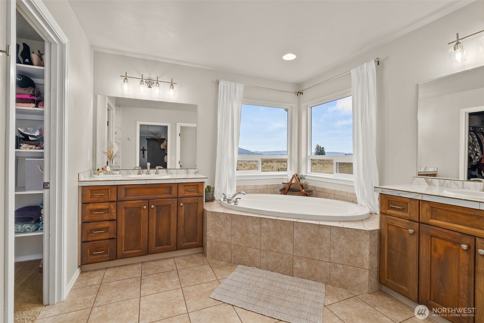 16840 Melville Street SE, Tenino, WA 98589