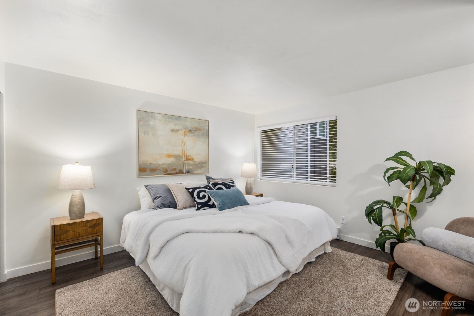 17203 NE 45th Street #46, Redmond, WA 98052