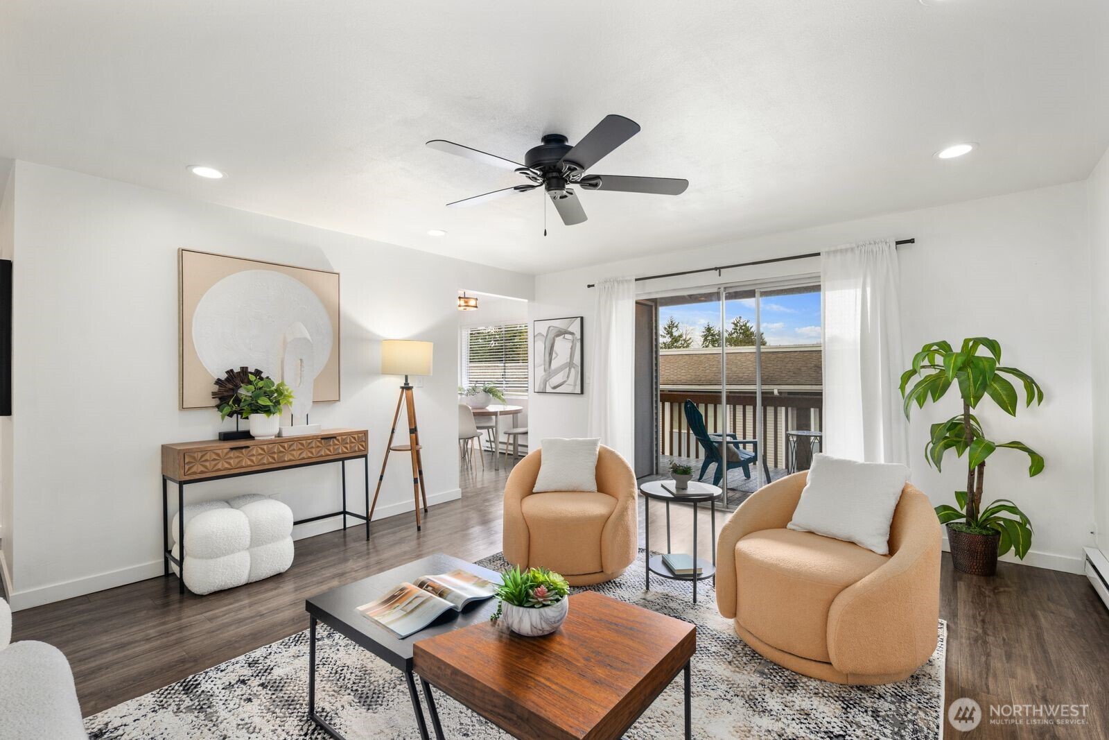 17203 NE 45th Street #46, Redmond, WA 98052