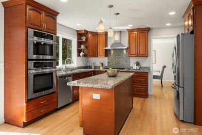 6311 139th Place SE, Bellevue, WA 98006 - Photo 10