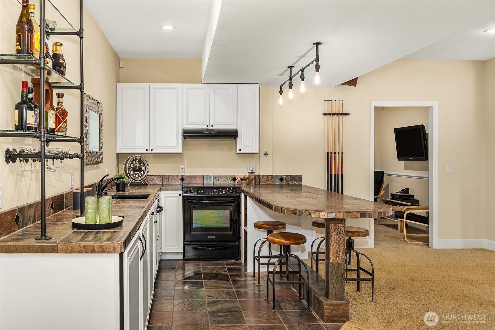 16908 SE Licorice Way , Newcastle, WA 98059