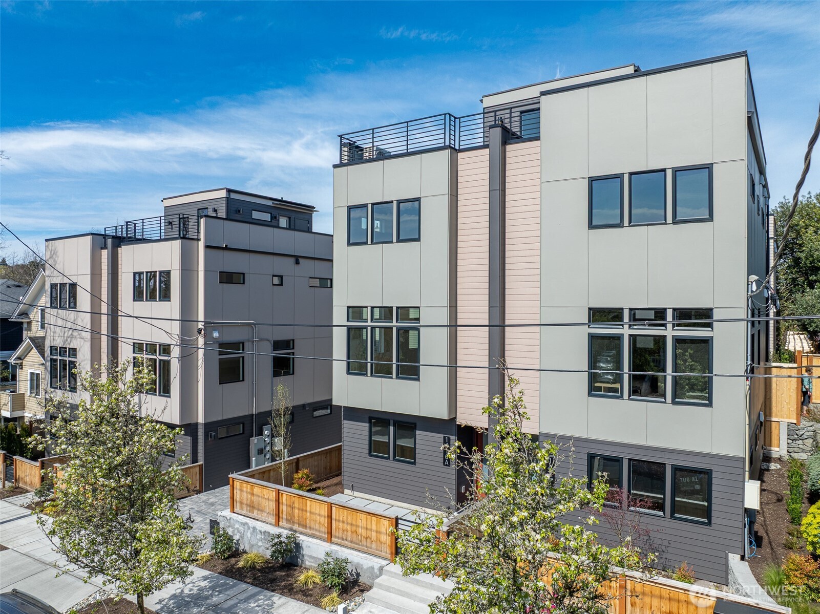 1414 N 47th Street #B, Seattle, WA 98103