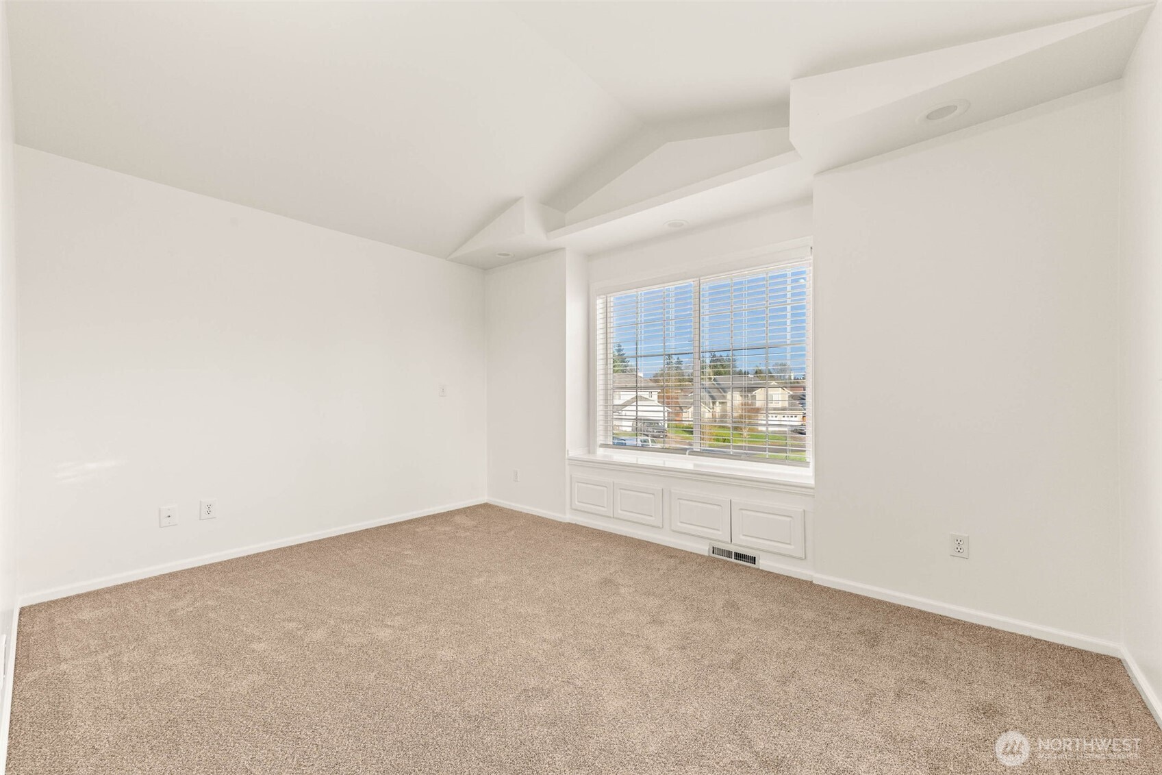 21804 41st Avenue Ct E, Spanaway, WA 98387