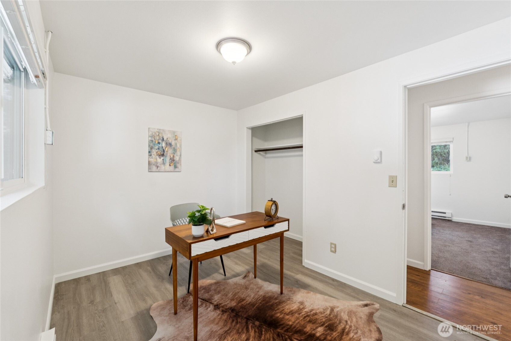 19520 Grannis Road , Bothell, WA 98012