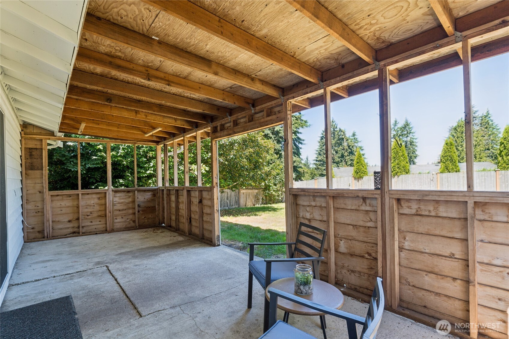 19520 Grannis Road , Bothell, WA 98012