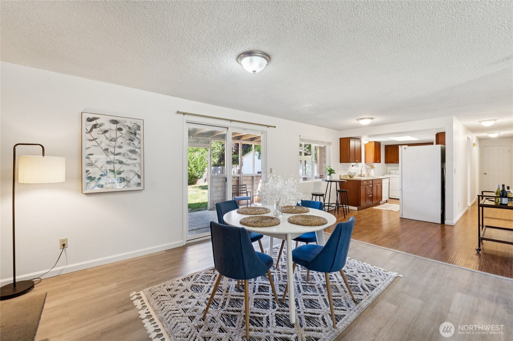 19520 Grannis Road , Bothell, WA 98012