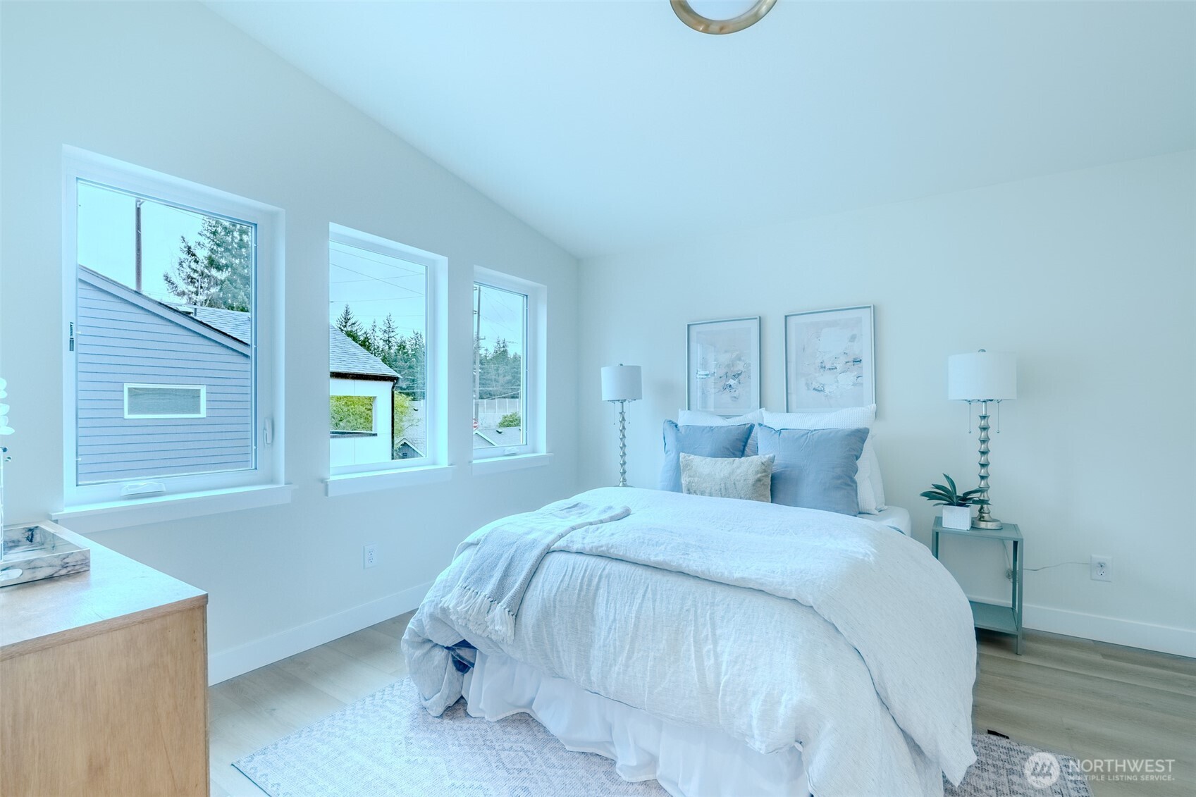 513 NE 123rd Street , Seattle, WA 98125