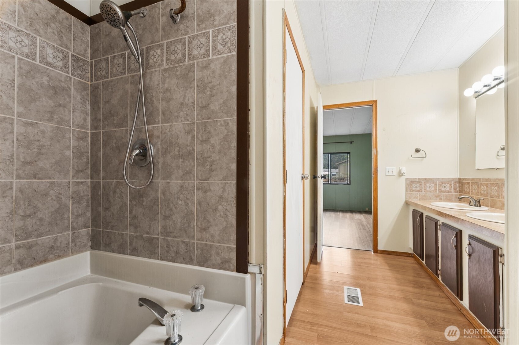 7704 283rd Street Court E, Graham, WA 98338