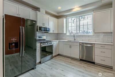 334 9th Avenue SE #A4, Puyallup, WA 98372 - Photo 5