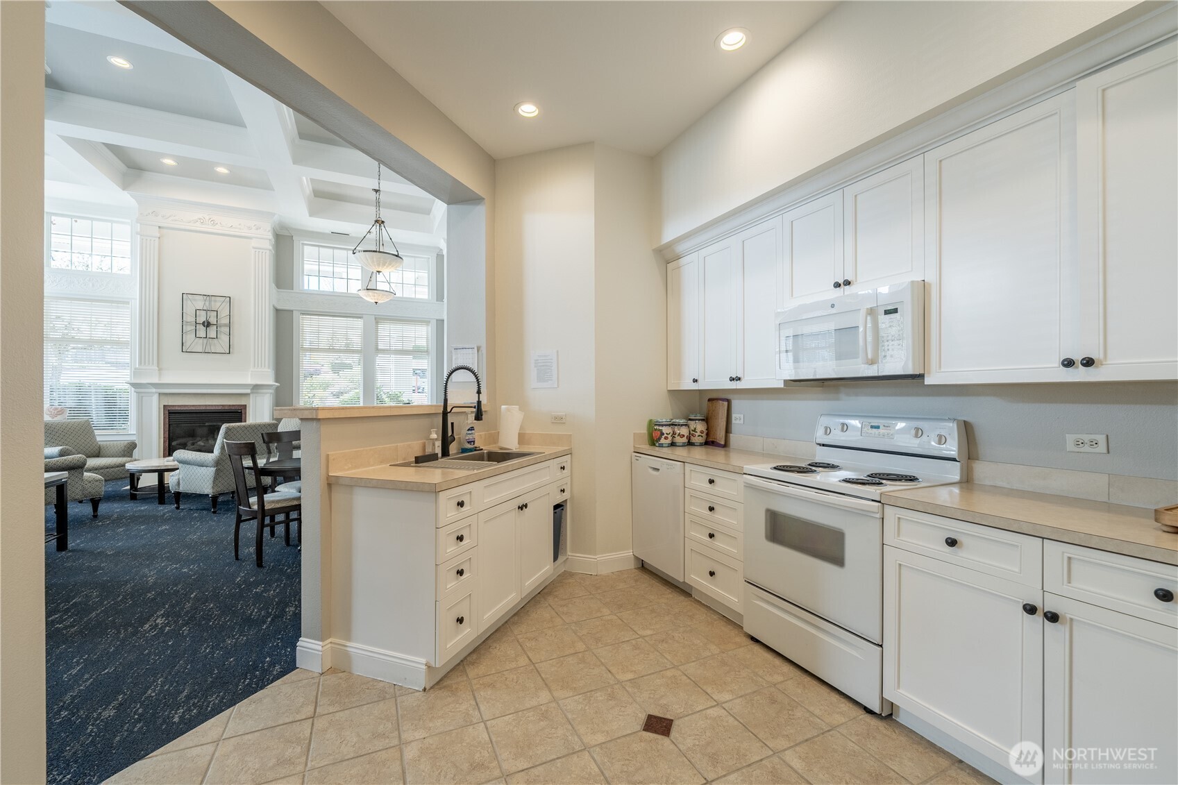 2220 132nd Avenue SE #A102, Bellevue, WA 98005
