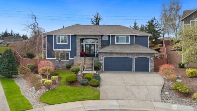 3010 219th Avenue E, Lake Tapps, WA 98391
