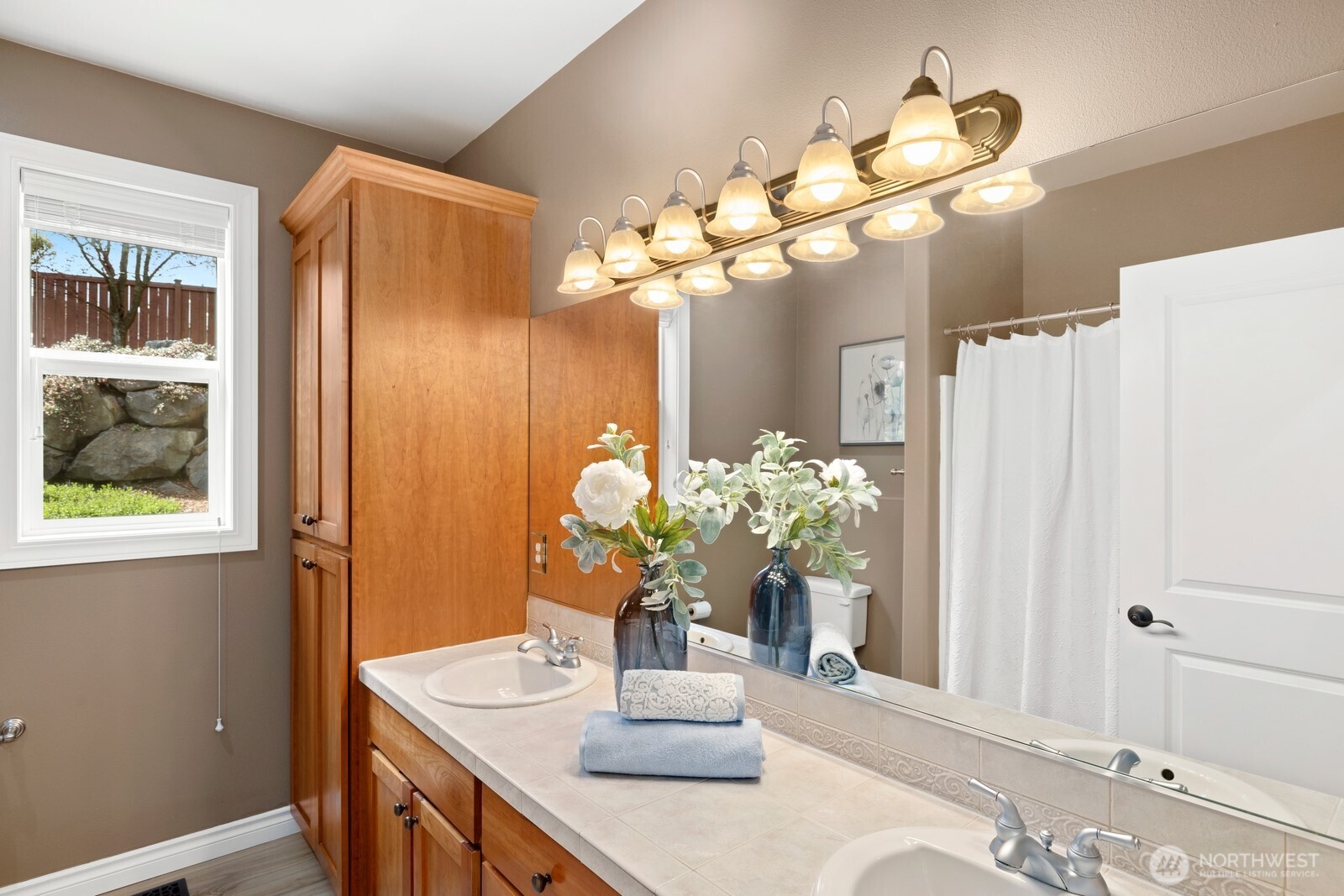 3010 219th Avenue E, Lake Tapps, WA 98391