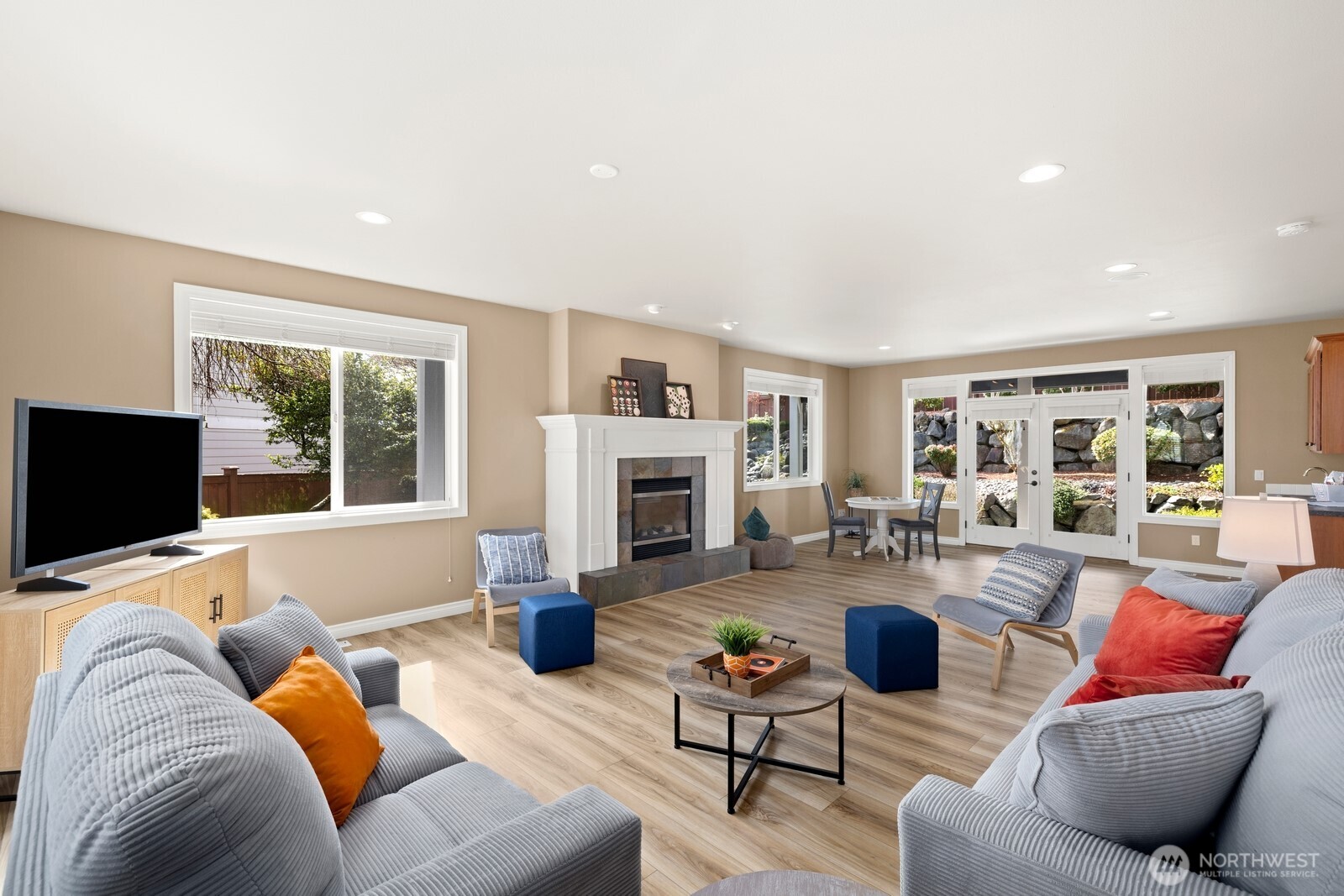 3010 219th Avenue E, Lake Tapps, WA 98391