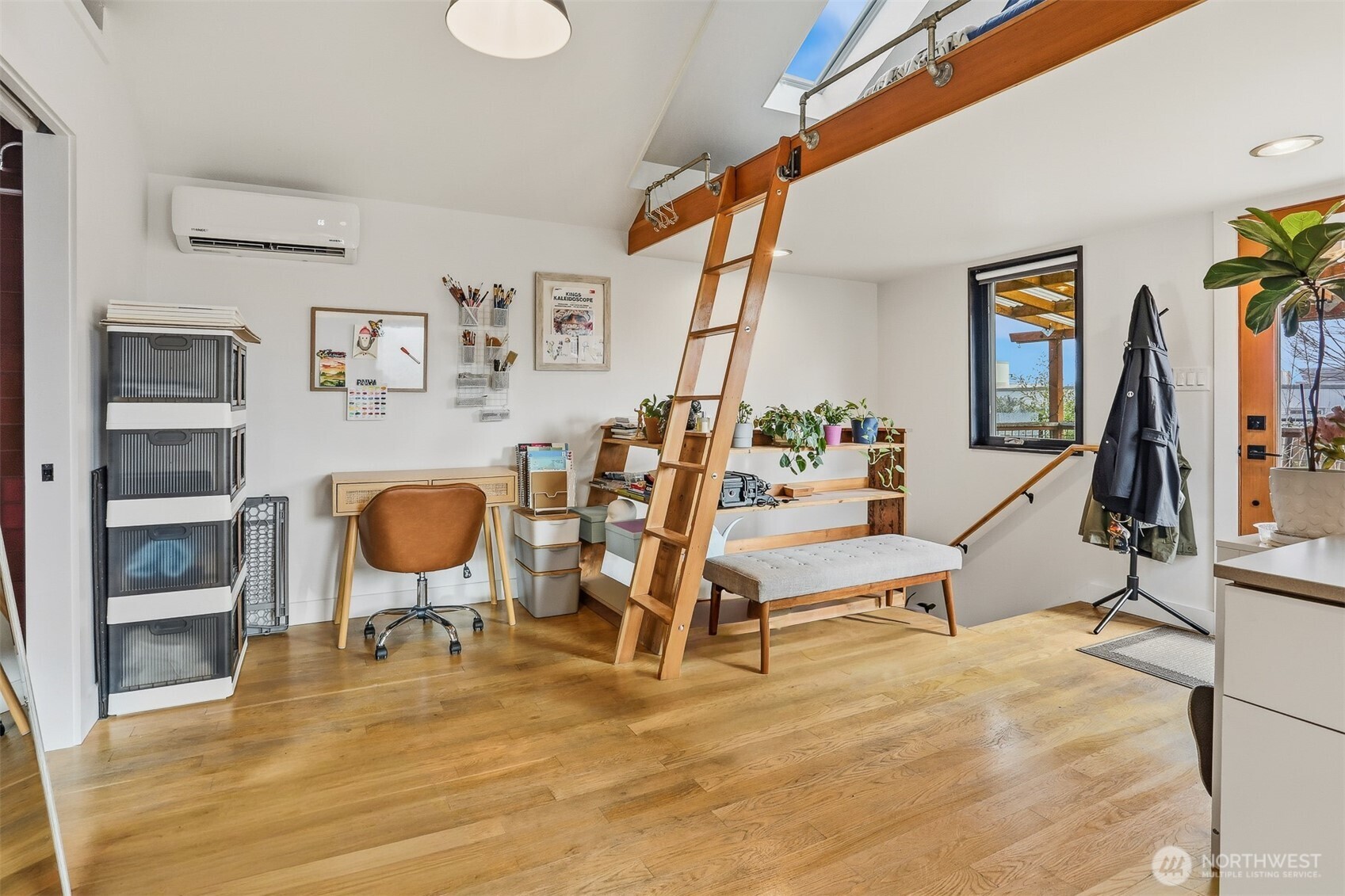 3868 16th Avenue SW, Seattle, WA 98106