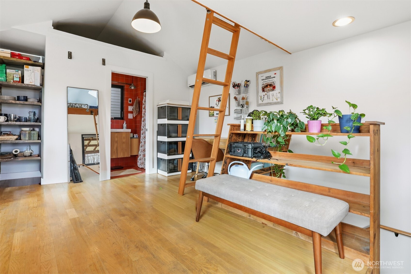 3868 16th Avenue SW, Seattle, WA 98106