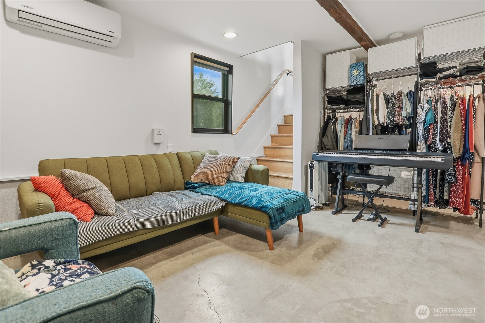 3868 16th Avenue SW, Seattle, WA 98106