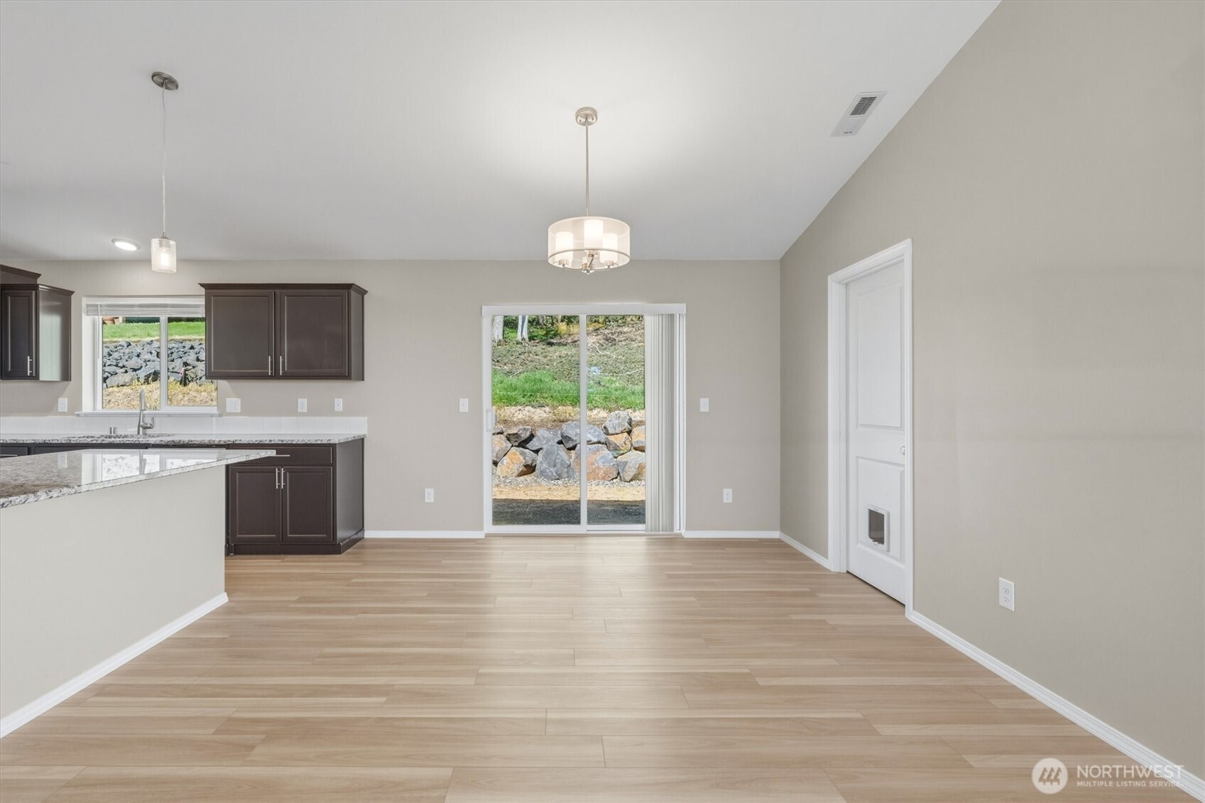 9 Curtis , Longview, WA 98632