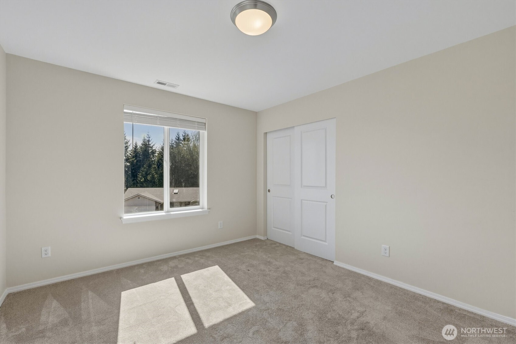 9 Curtis , Longview, WA 98632