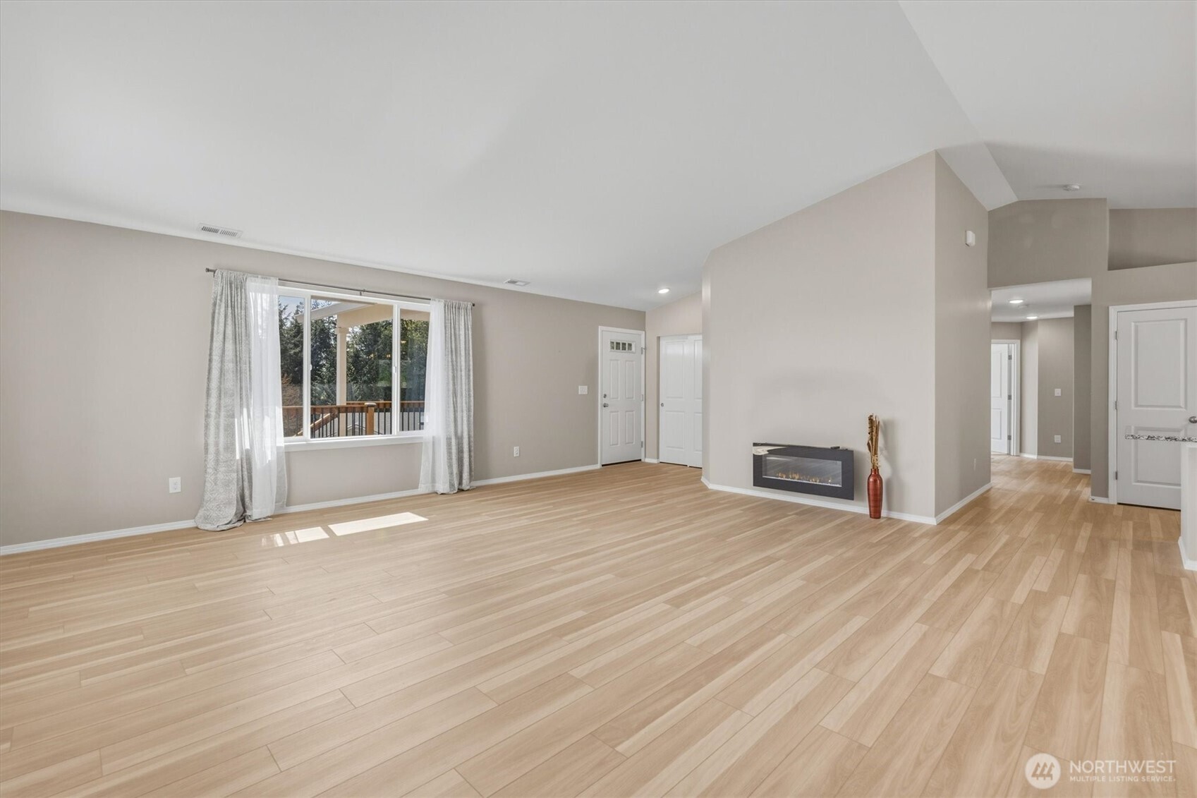 9 Curtis , Longview, WA 98632