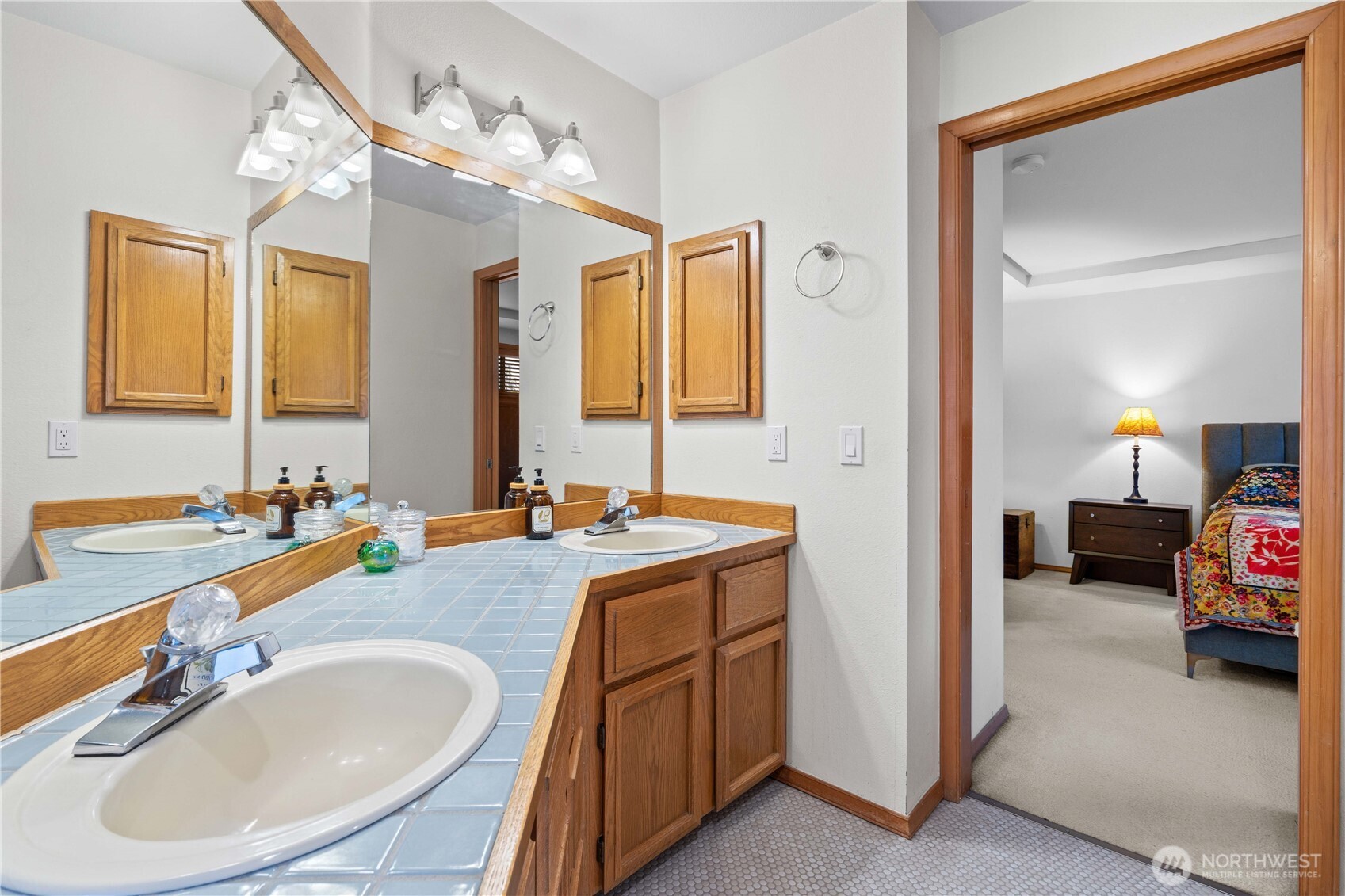 1103 SW 334th Place , Federal Way, WA 98023