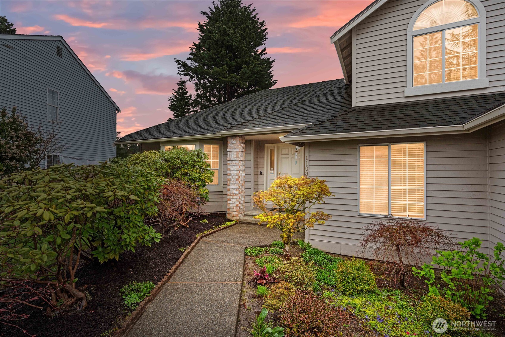 1103 SW 334th Place , Federal Way, WA 98023