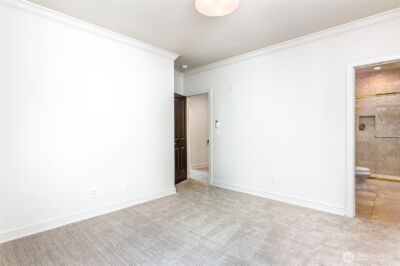 21 W Comstock Street #102, Seattle, WA 98119 - Photo 15