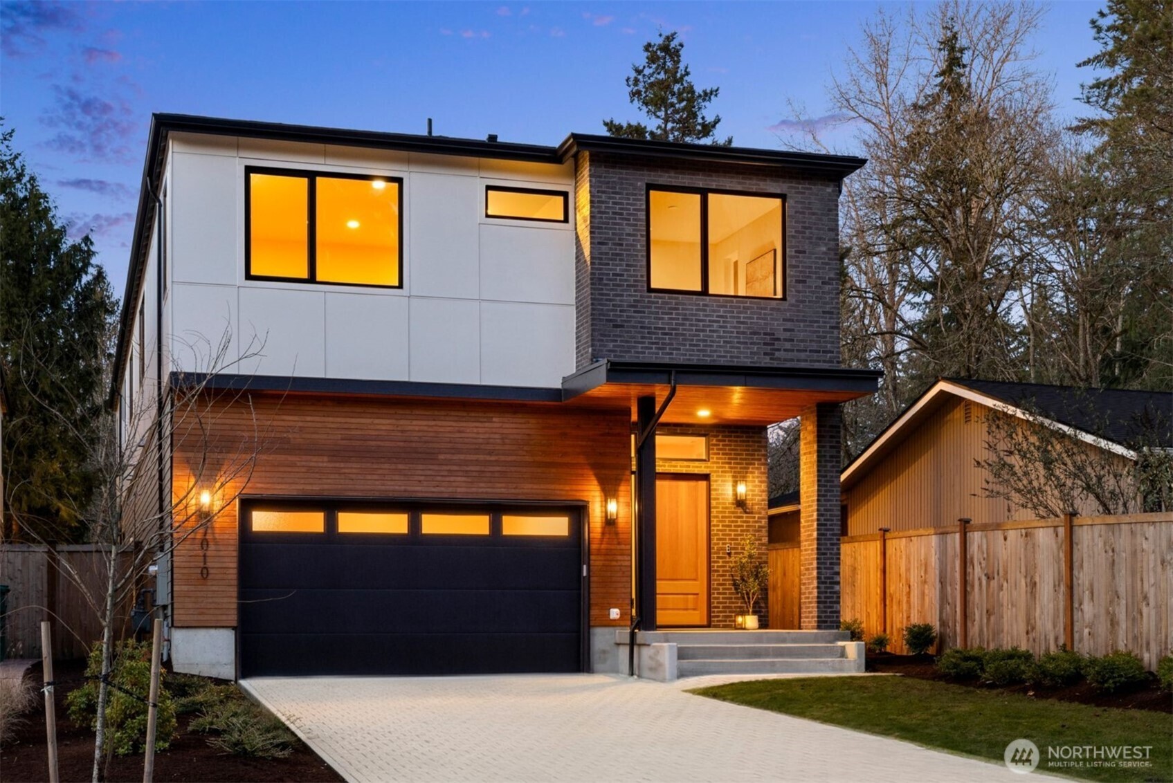 7010 NE 134th Street , Kirkland, WA 98034