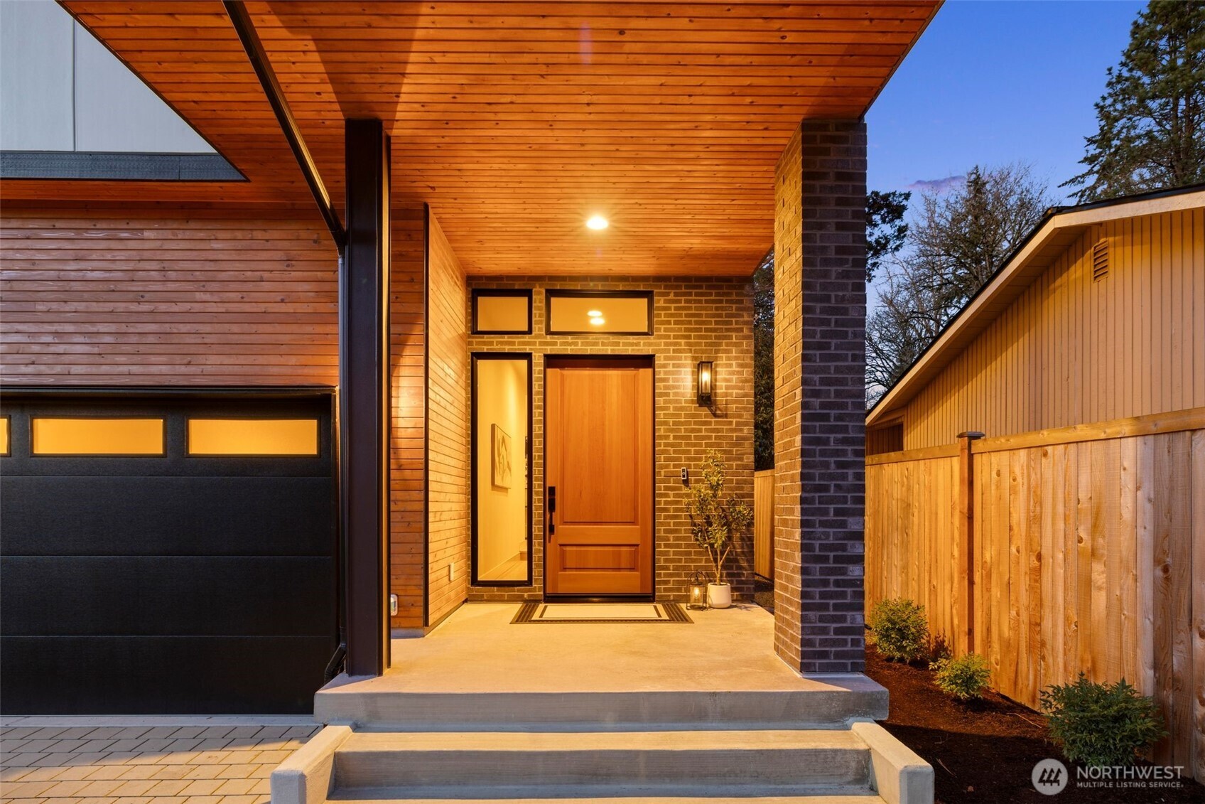 7010 NE 134th Street , Kirkland, WA 98034