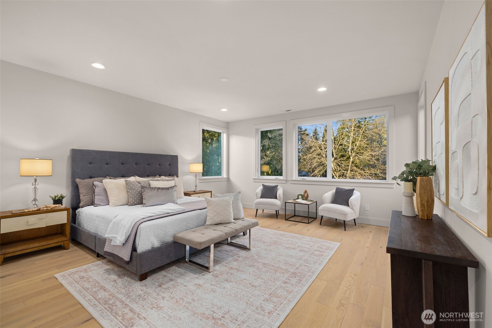 7010 NE 134th Street , Kirkland, WA 98034