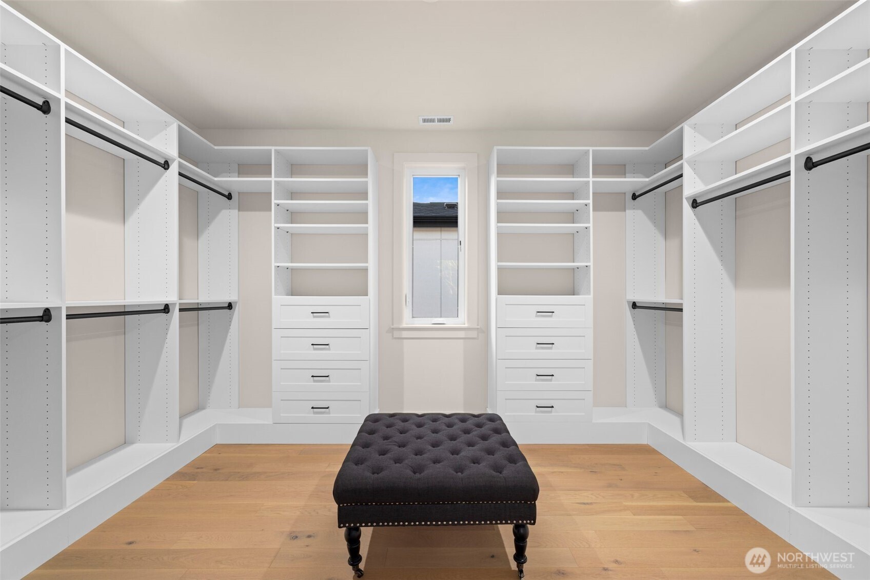 7010 NE 134th Street , Kirkland, WA 98034