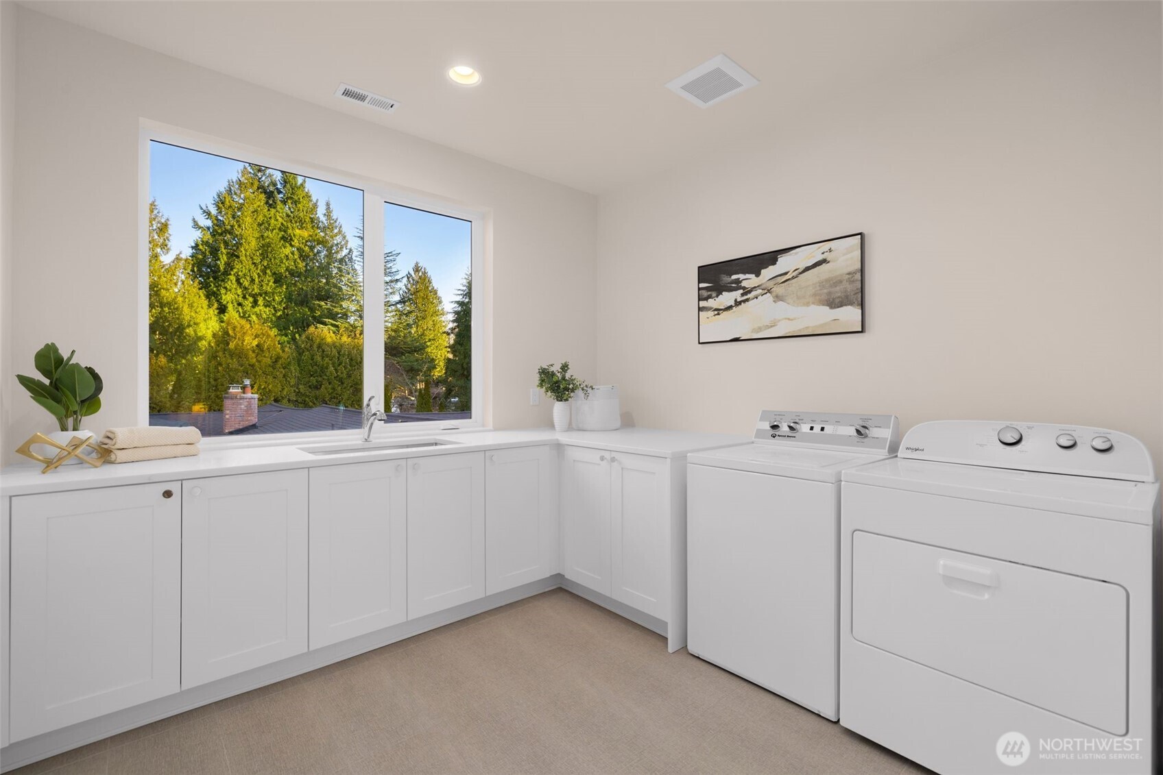 7010 NE 134th Street , Kirkland, WA 98034