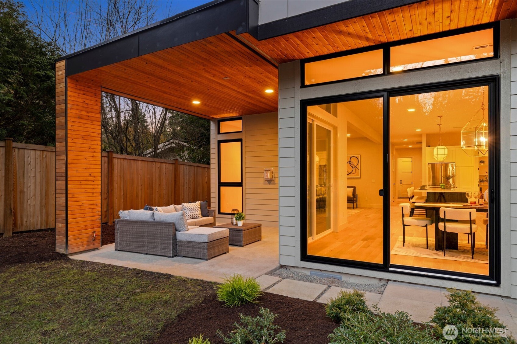 7010 NE 134th Street , Kirkland, WA 98034