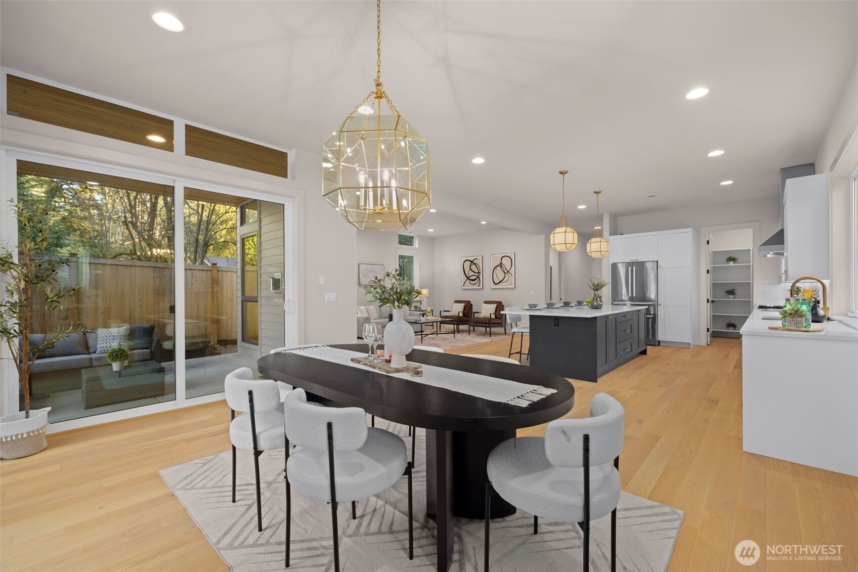 7010 NE 134th Street , Kirkland, WA 98034