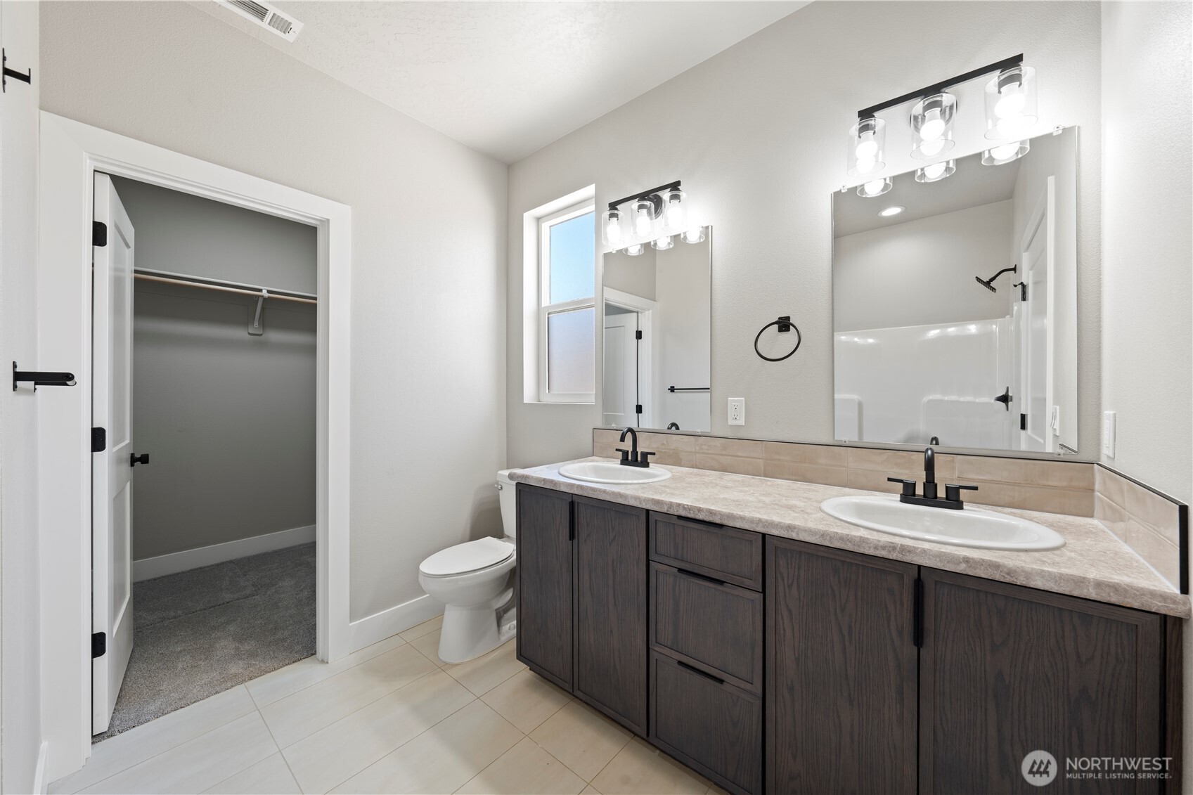 4319 W Surf Scoter Street , Moses Lake, WA 98837