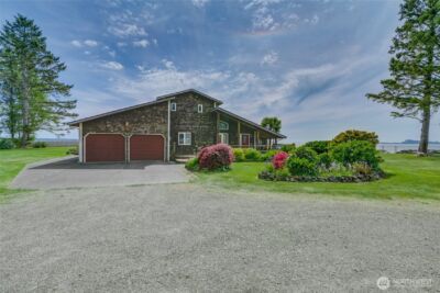 830 Riverview LN , Chinook, WA 98614 - Photo 2