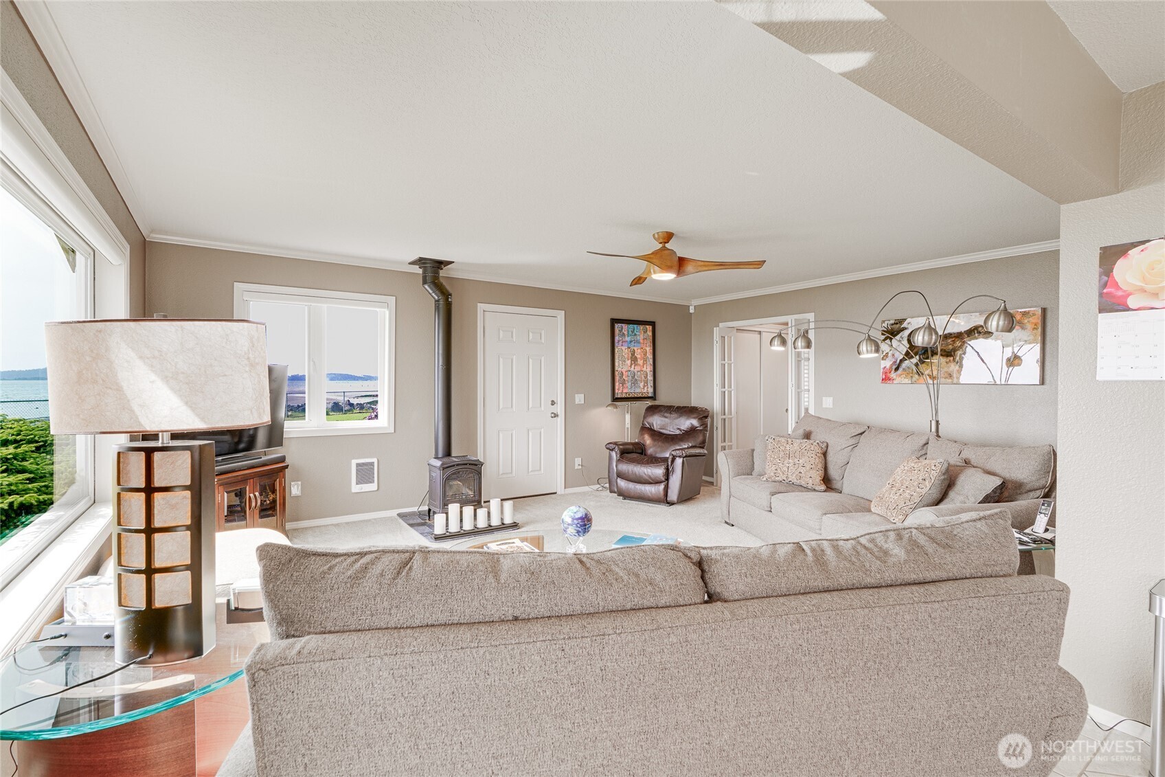 830 Riverview LN , Chinook, WA 98614