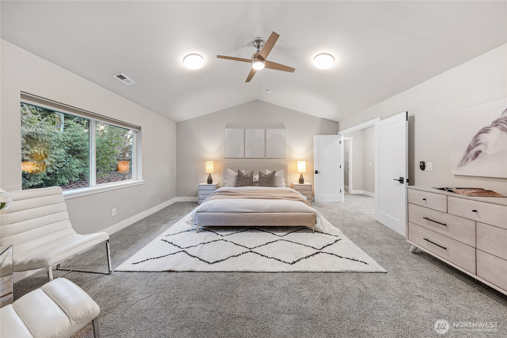 4585 167th Lane SE, Bellevue, WA 98006